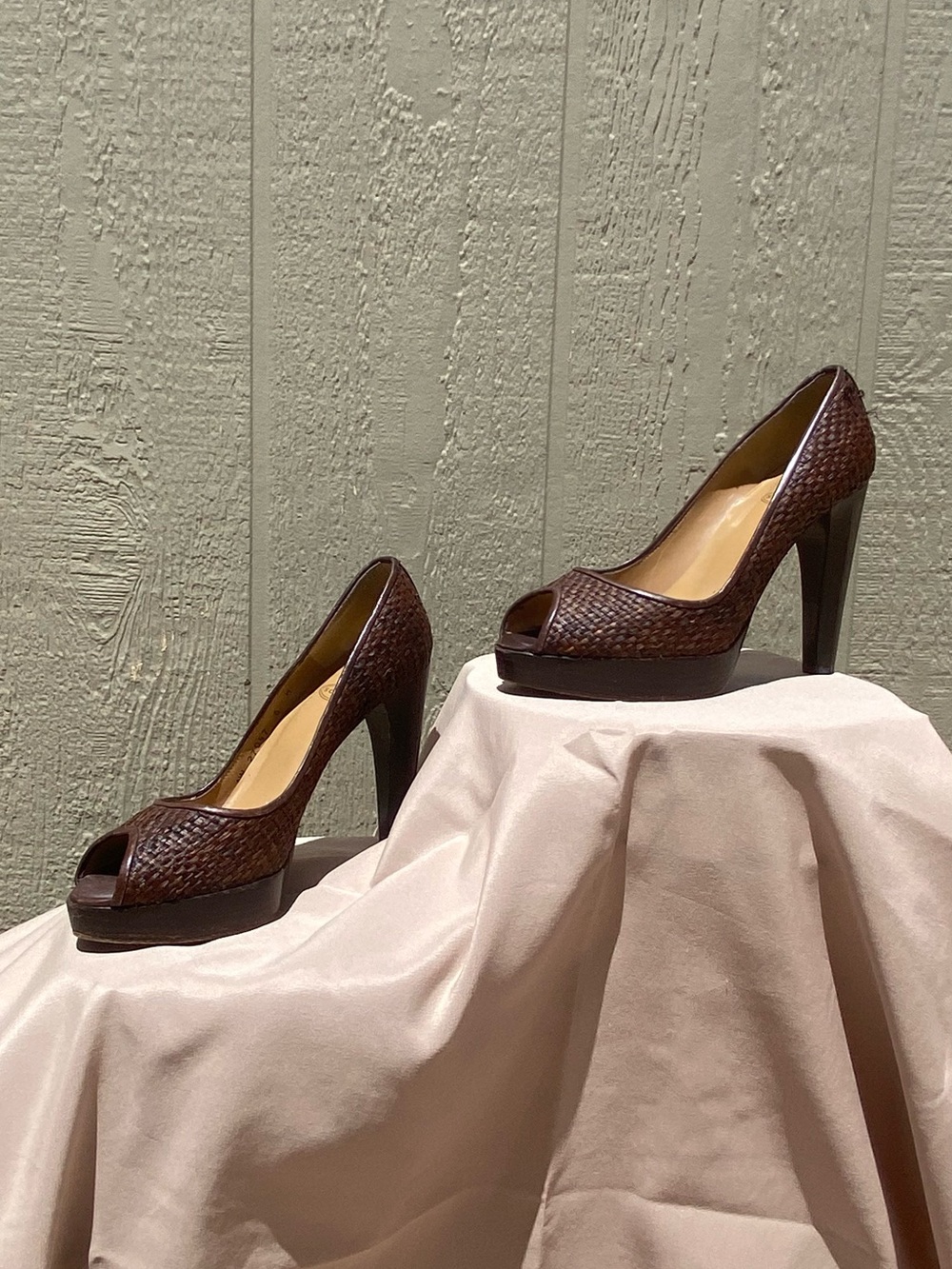 Stuart Weitzman 8 Brown Wicker Peep Toe Heels